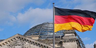 Almanya'da ekonomik ve sosyal faaliyetleri kısıtlamayın uyarısı