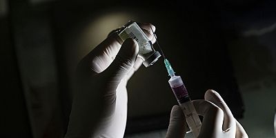 Almanya’da Kovid-19 aşısı yapılacak öncelikli gruplar belirlendi