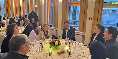 Almanya'da KRV Eyaleti Başbakanı Wüst, iftar verdi