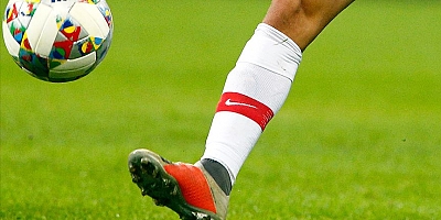 Almanya Milli Takımı'nda bir futbolcunun Kovid-19 testi pozitif çıktı