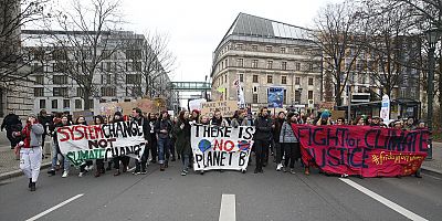 Berlin’de iklim protestosu