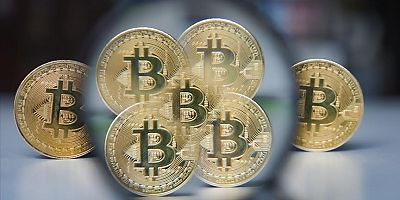 Bitcoin'in fiyatı 71 bin doların üzerine çıkarak rekor tazeledi