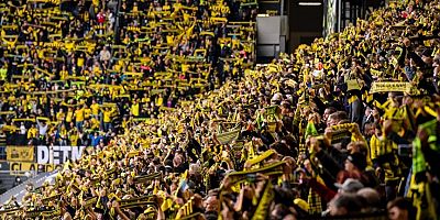 Dortmund sahasında Augsburg'u 2 golle geçti