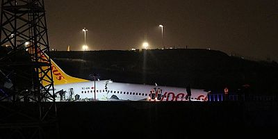 İzmir-İstanbul seferini yapan uçak pistten çıktı