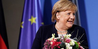 Merkel, 2022 Nansen Mülteci Ödülünü aldı
