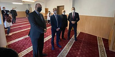 Saksonya Eyaleti Başbakanı Kretschmer DİTİB Leipzig Eyüp Sultan Camisi'ni ziyaret etti
