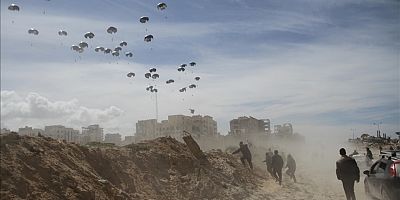 Ürdün, Mısır, ABD ve Almanya'nın katılımıyla Gazze'nin kuzeyine havadan yardım indirdi