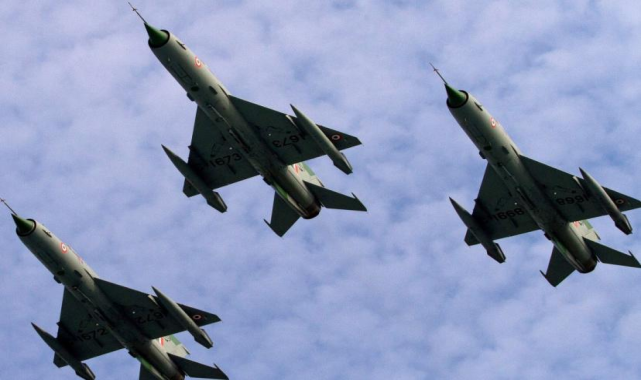 60 Yıllık Serüven Sona Erdi: “Uçan Tabut” MiG-21 Emekli Oldu