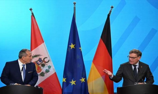 Almanya ve Peru Dışişleri Bakanları Berlin’de bir araya geldi