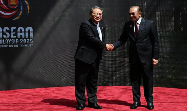 Çin ve ASEAN, ABD korumacılığına karşı güncellenmiş serbest ticaret anlaşmasını imzaladı