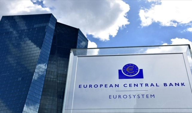 ECB Başekonomisti Philip Lane’den Avrupa Bankalarına Dolar Riski Uyarısı