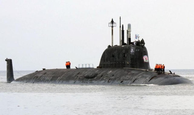 İngiltere Savunma Bakanı’ndan Putin’e uyarı: “Denizaltılarını takipteyiz”