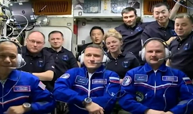 ABD’li ve Rus mürettebat, 8 aylık görev için Uluslararası Uzay İstasyonu’na kenetlendi