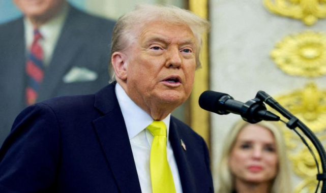 FBI, Trump Soruşturmasında Görevli Ajanları İşten Çıkardı: Bazıları Sonra Göreve İade Edildi