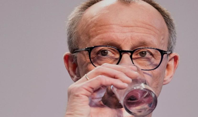 Merz: “Savaş bitti, Suriyelilerin Almanya’da iltica gerekçesi kalmadı”