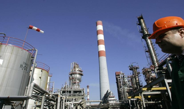 Sırbistan’ın En Büyük Rafinerisi ABD Yaptırımları Nedeniyle Kapanma Riskiyle Karşı Karşıya