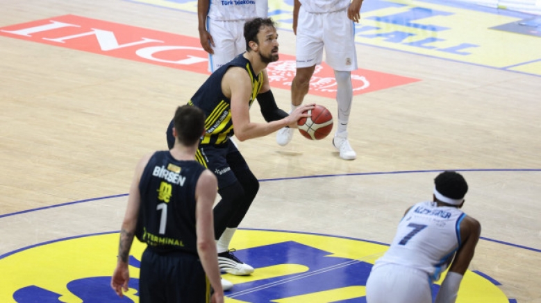 Fenerbahçe Beko, THY Avrupa Ligi'nde Almanya'da Normal Sezonu Kapatacak