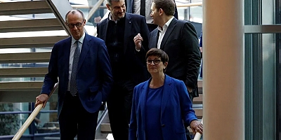 Almanya'da CDU/CSU ile SPD Koalisyon Hükümeti Kurmak İçin Anlaştı