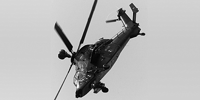 Almanya'da helikopter düştü