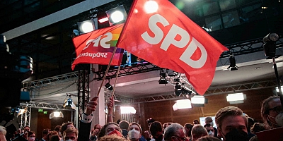 Almanya'da SPD'nin gençlik teşkilatı 