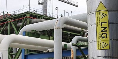 Almanya'nın yüzer LNG terminalleri öngörülen bütçenin 2 katına mal olacak
