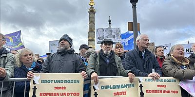 Berlin’de binlerce kişi Ukrayna ve Gazze'deki savaşları protesto etti