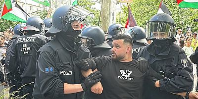 Berlin’de Filistin’e destek eyleminde çok sayıda gösterici gözaltına alındı