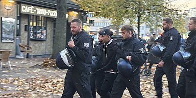 Berlin'de Filistin ve Lübnan'a destek gösterisinde çok sayıda protestocu gözaltına alındı