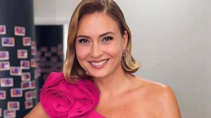 Ceyda Düvenci’nin Sessizliğinin Sebebini Açıkladı: Annesi Ölümden Döndü