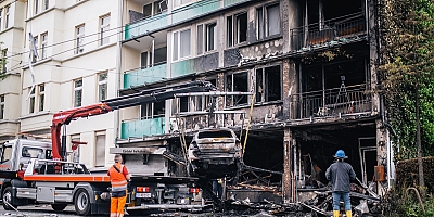 Düsseldorf'ta yangın faciası: 3 kişi ölü 16 yaralı