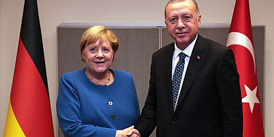 Erdoğan ile Merkel ABD-İran gerginliği ve Libya'yı görüştü