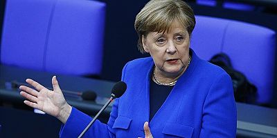 Merkel’den ırkçılık öz eleştirisi
