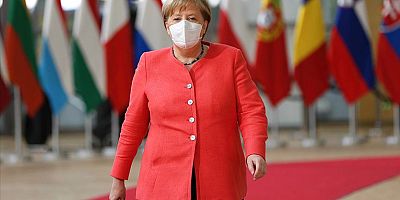 Merkel Kovid-19 vakalarındaki artıştan endişeli