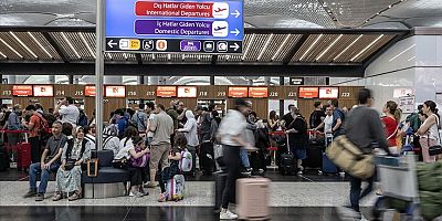 Türkiye'deki havalimanlarında yılın ilk yarısında yaklaşık 105 milyon yolcuya hizmet verildi