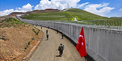 Türkiye'nin Kara Sınırlarının Yüzde 44’üne Güvenlik Duvarı Örüldü